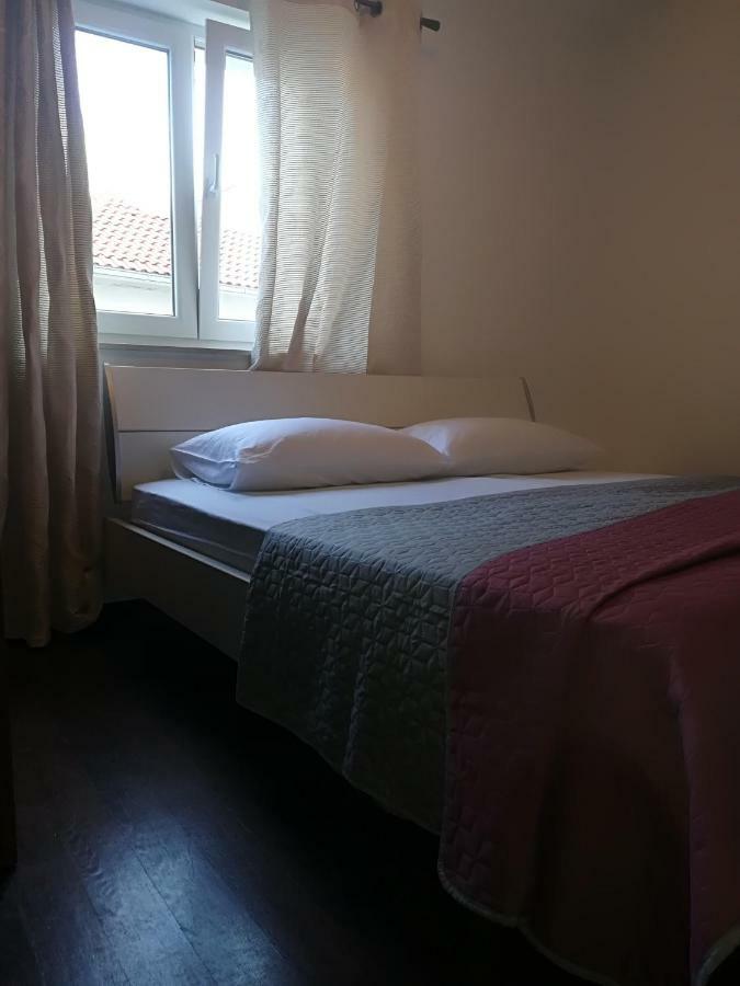 Apartman Brzovic Omiš Εξωτερικό φωτογραφία